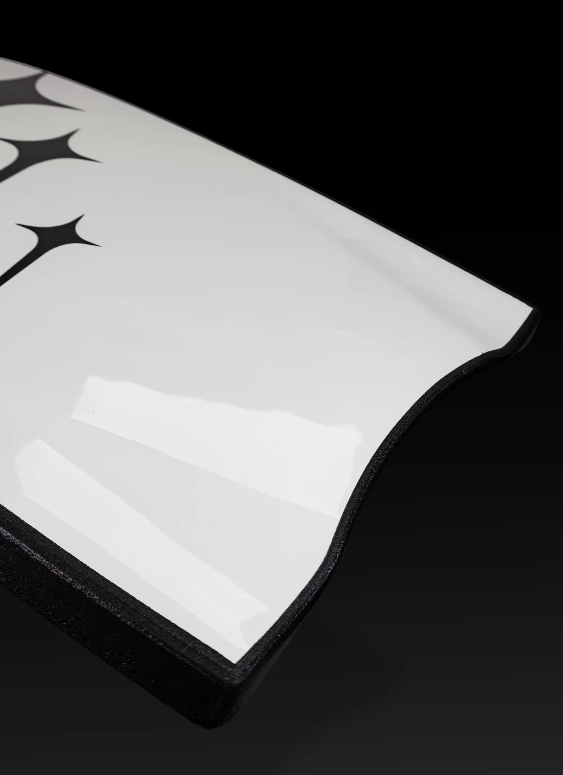 55th-anniversary-limited-edition-mach-7-n7 3_55TH_PRODCUT_PICS_ZOOM4.webp