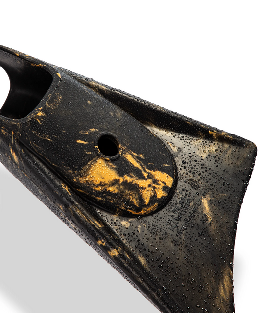 90th-anniversary-churchill-swimfins-d7 7_CHURCHILL_PRODPIC_ZOOM7.webp